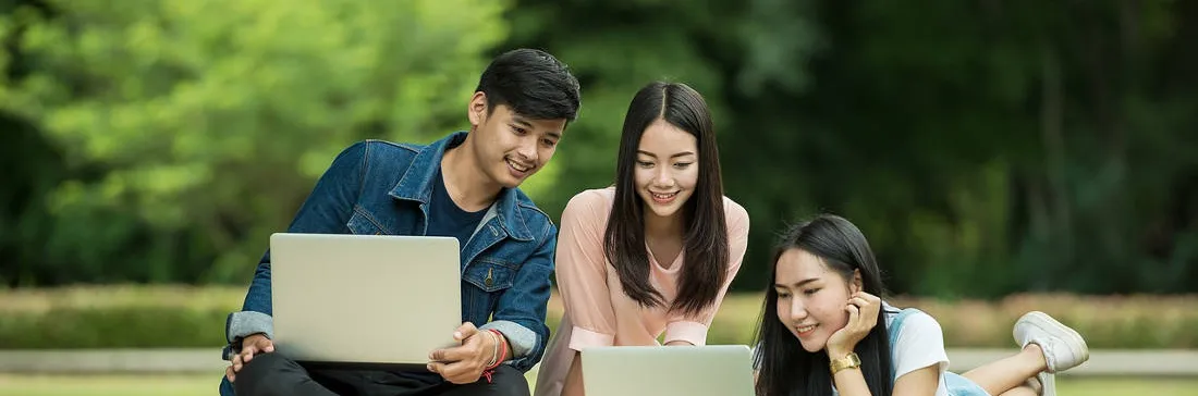 Top 10 Scholarships in 2025 for International Students to Study Abroad Image